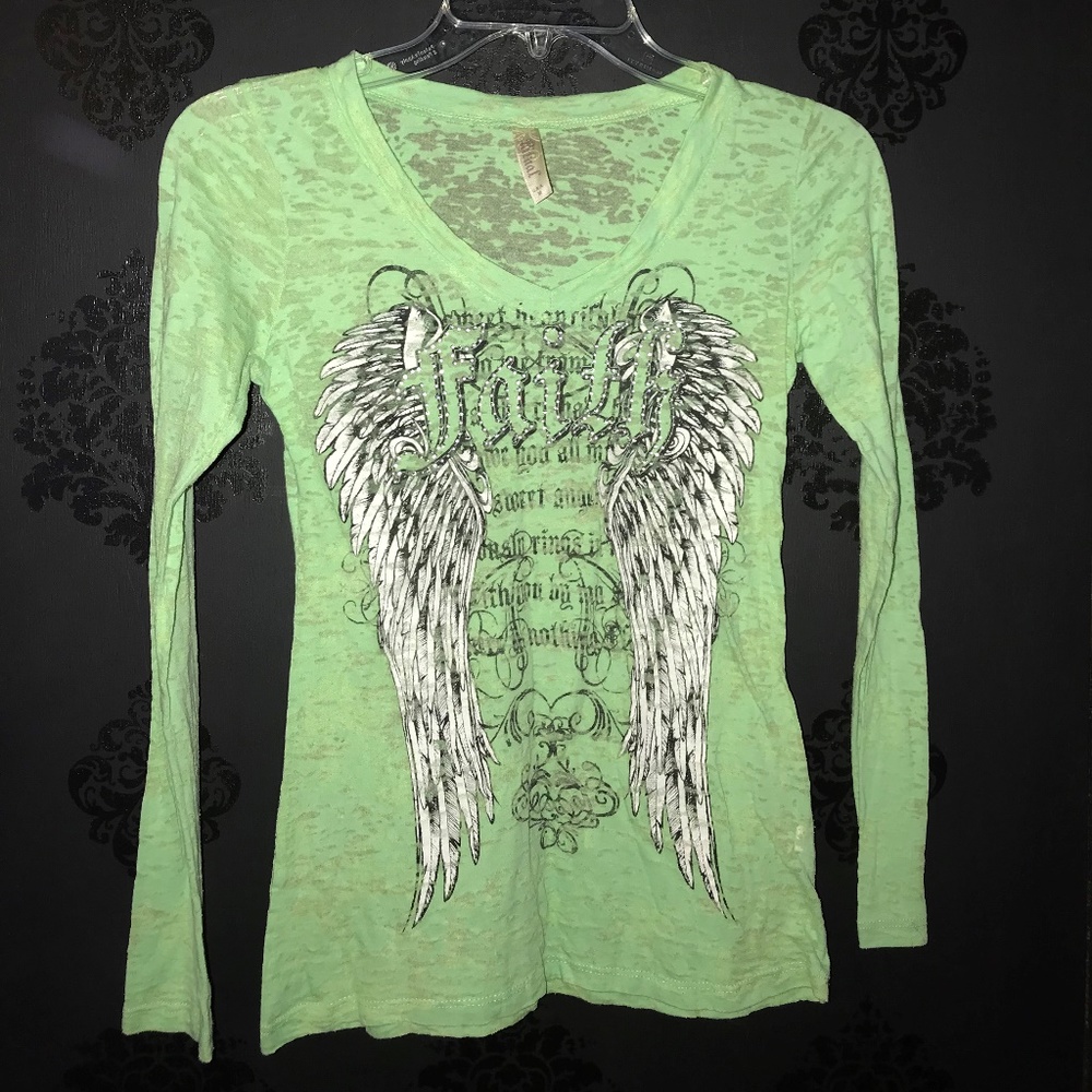 Ritual Long Sleeve Studded Wings Light Tee Sz M